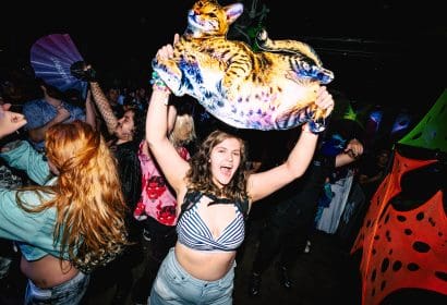 102425_Yosuf_ArchieHamilton_Craze_vinyl_JasonMyers_photos_222308-min