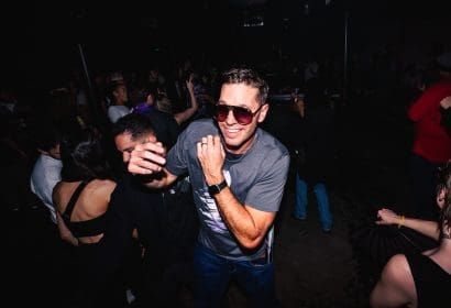 111525_venueandcrowd_vinyl_jasonmyers_photos_083014