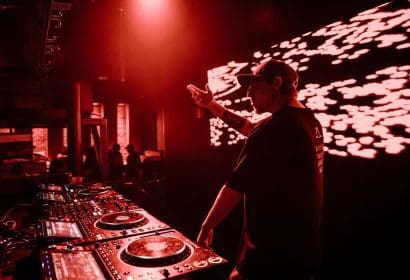 112125_figure_vinyl_HOSSPHOTOGRAPHY_photos18of37