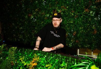 112125_mele_vinyl_HOSSPHOTOGRAPHY_photos13of16