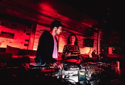 112225_mrfrick_b2b_deedz_vinyl_jasonmyers_photos_082713