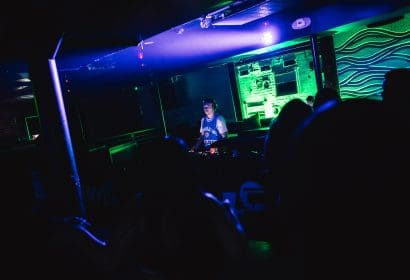 112225_xcoast_vinyl_jasonmyers_photos_100856