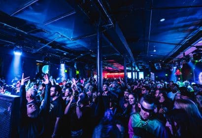 122025_venue_and_crowd_vinyl_jasonmyers_photos_231523